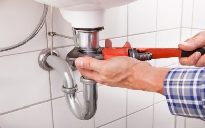 5 Reasons to Hire a Plumber Instead of Making DIY Repairs